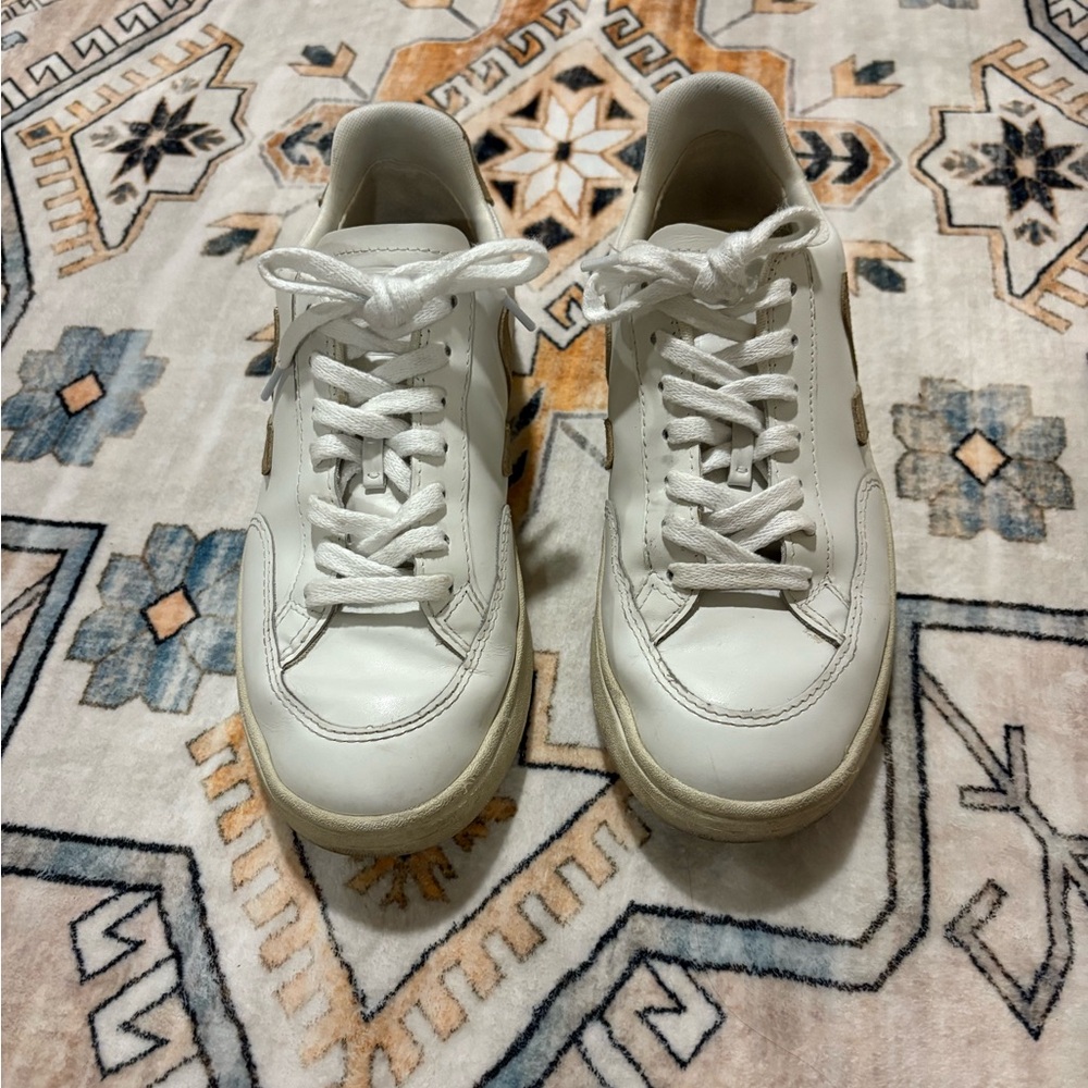 Veja White Women's Sneakers
